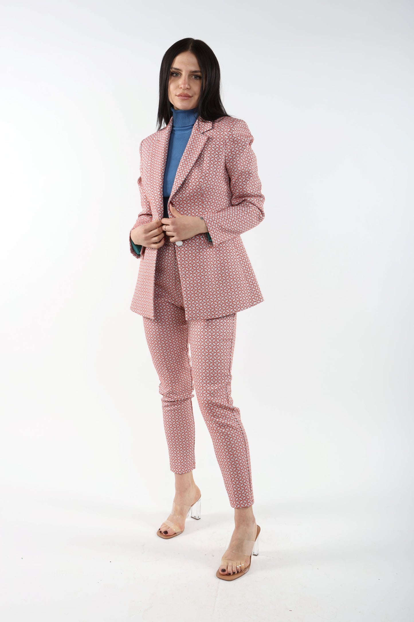 Well Structured Retro Power Suit