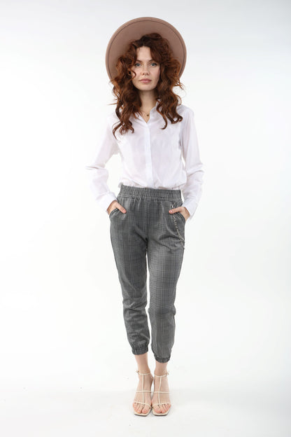 Comfortable And Stylish  Pants With Chain